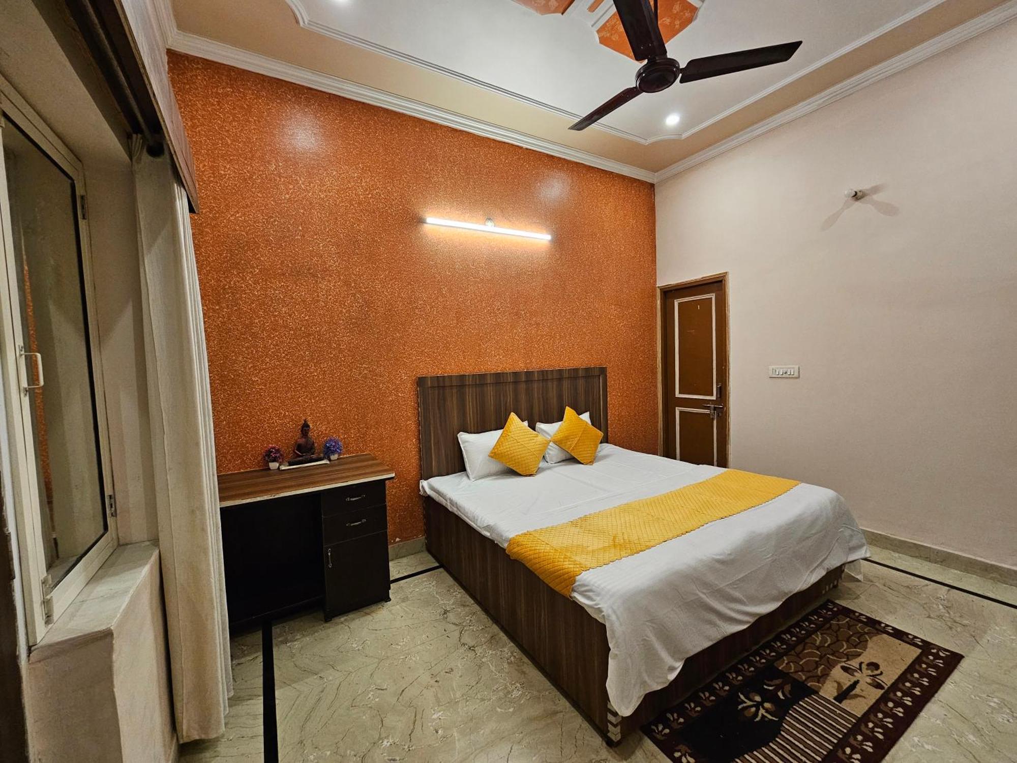 Hotel Krishna'S Land Vrindāvan Exterior foto